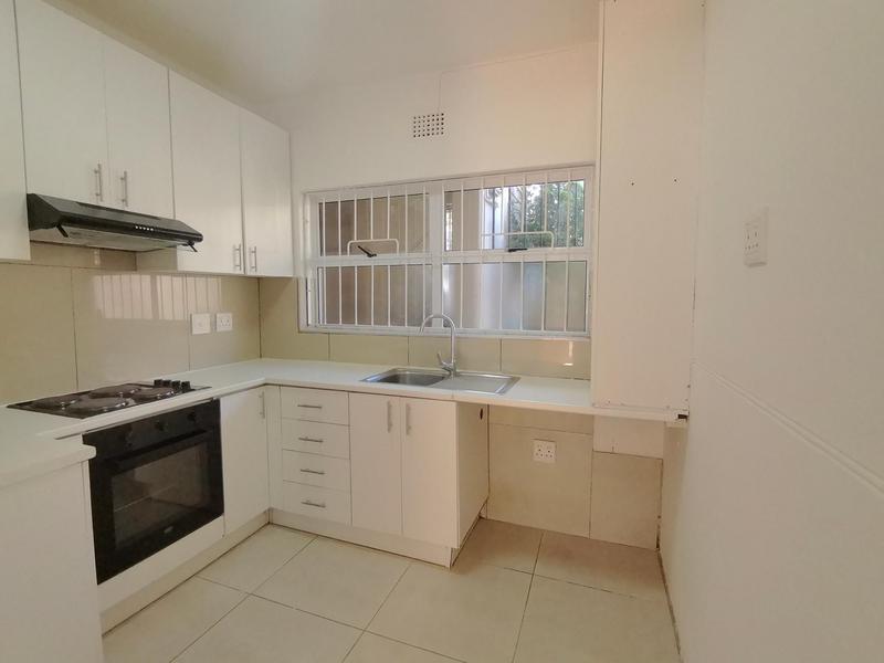 To Let 1 Bedroom Property for Rent in Vredehoek Western Cape